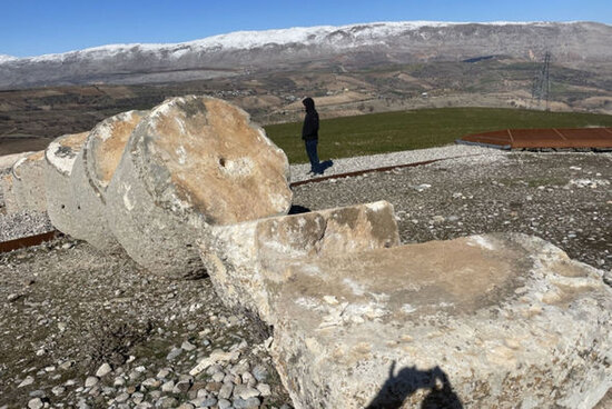 Türkiyədə zəlzələdə 2000 illik tarixi abidə dağıldı - FOTO