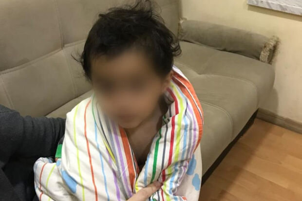 Ananın uşağını "unutduğu" taksinin sürücüsü: "Sifarişi başqası vermişdi" - AÇIQLAMA