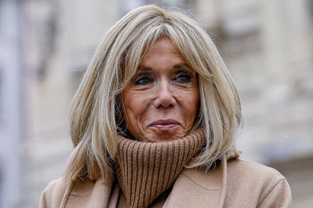 Makronun 70 yaşlı arvadı məşhur "Netflix" serialının çəkiliş meydançasında görüntülənib - FOTO