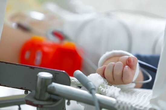 Bakıda bir ailənin iki körpə övladı dəm qazından zəhərlənib