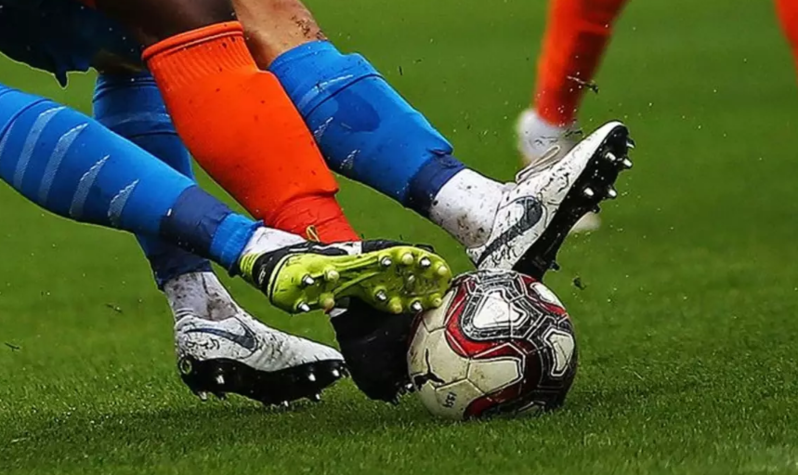 19 yaşlı futbolçusu bu dəfə sevgilisinə qarşı şiddət iddiası ilə gündəmə gəldi - FOTO