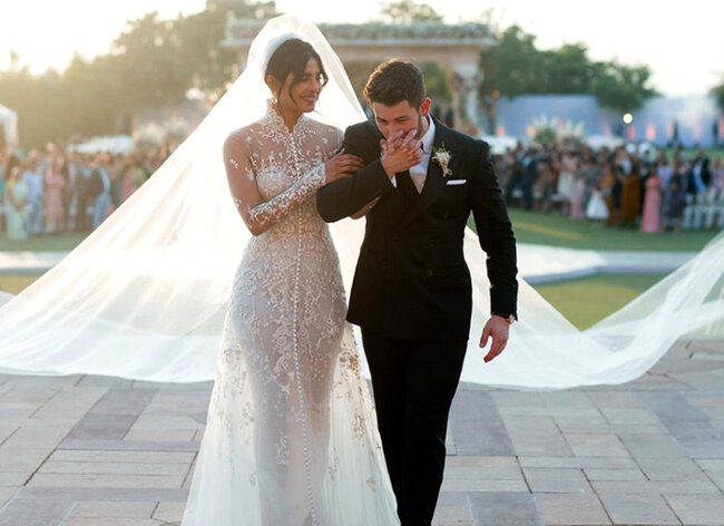 Priyanka Çopra özündən 10 yaş kiçik ərinə 20 milyonluq evində bunu hədiyyə etdi - FOTO