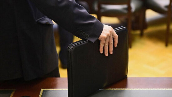 Generalın işdən çıxarılmasının səbəbi açıqlandı