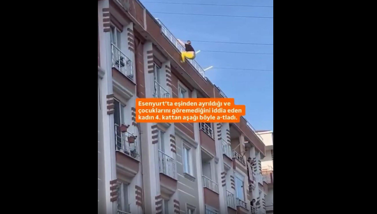 Gənc qadın 4-cü mərtəbədən özünü atıb - VİDEO