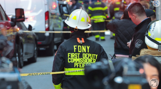 Nyu-Yorkda parkinq binası çökdü: 1 ölü