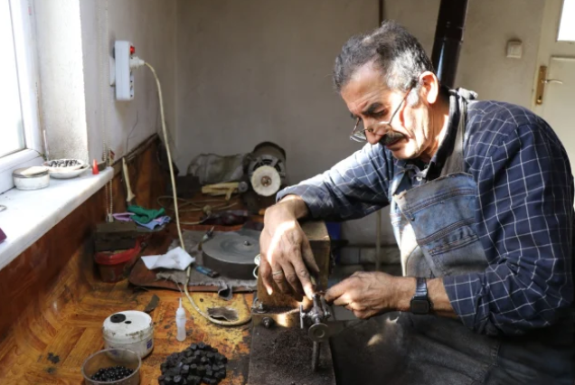 Gündə sadəcə 7 ədəd istehsal edilir, qiyməti 6 minə qədər yüksəlir - VİDEO