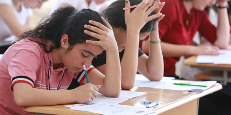 "Məktəbi bitirənlərin hamısı 700 bal toplaya bilməz"