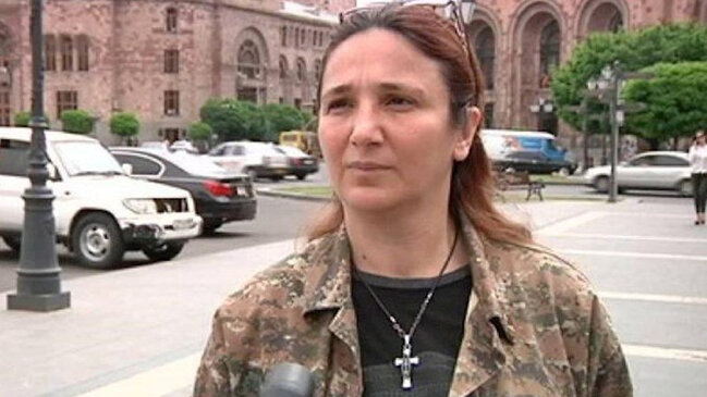 Ordumuz Qarabağda vəhşiliklər etmiş məşhur erməni qadını məhv etdi (FOTOLAR)