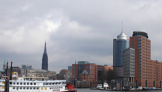İran konsulluğuna hücum edildi - Tehrandan reaksiya
