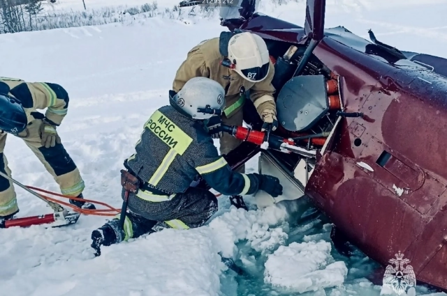 Rusiyada helikopter qəzaya uğradı - Ölən var - VİDEO