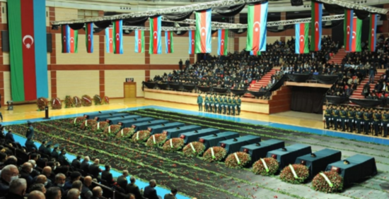 "Qaraheybət" şəhidlərinin 14 övladı himayəyə götürülüb, ailələrə yardım ayrıldı