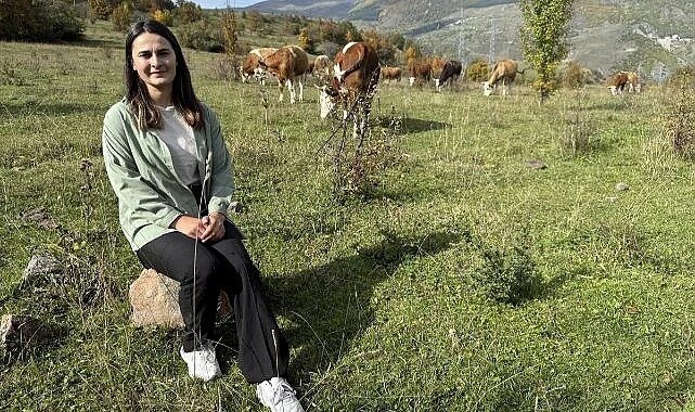 Universitet məzunu olan gənc heyvandarlıqda kəndinə nümunə olmaq istəyir - FOTO