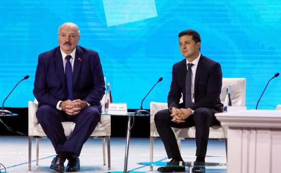 Zelenski Lukaşenko ilə danışdı