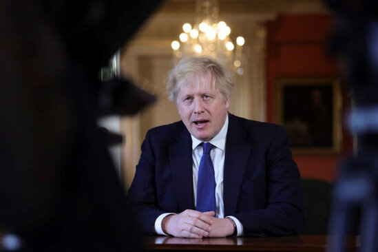 Consonun tərəfdarları ilə onu "devirən" keçmiş nazir arasında mübarizə başladı