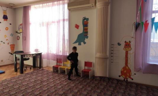 Bakıda nəzarətsiz qalan azyaşlı təhsilə cəlb edilib