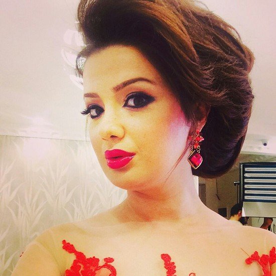 "İşıqda sevişə bilmirəm" - Azərbaycan gözəli