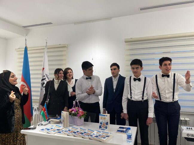 "Bizim DÜNYAMIZ" adlı rəsm sərgisi keçirildi - FOTO