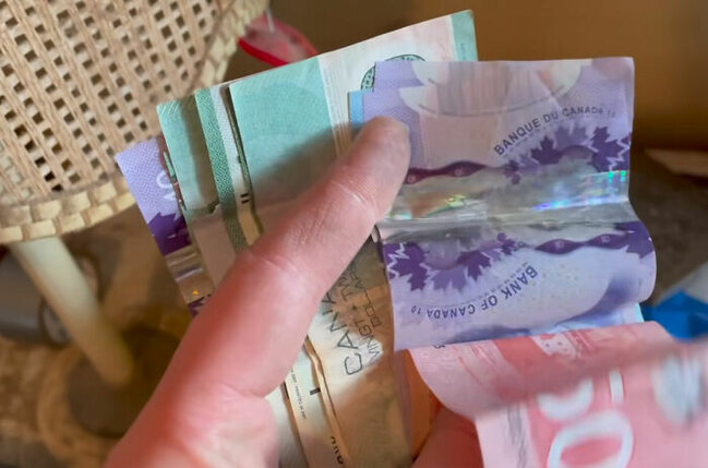 Adi müəllimənin əşyalarını aldı - XƏZİNƏ TAPDI - FOTO-VİDEO