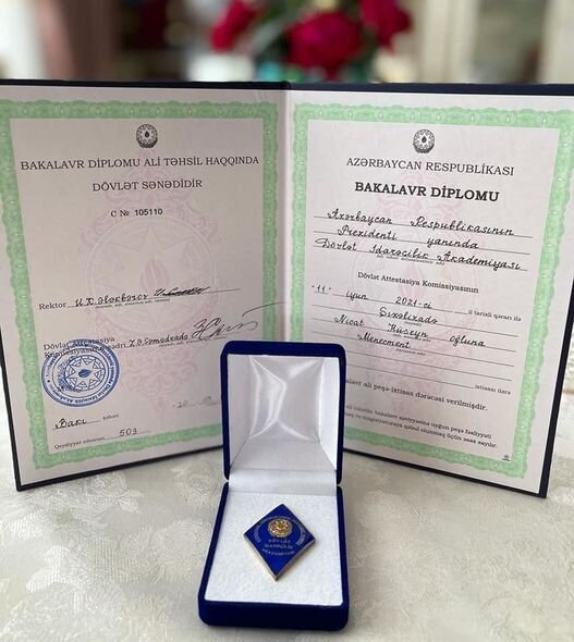 Məşhur idmançımız növbəti dəfə məzun oldu - FOTO