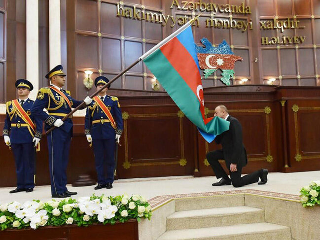 Xalqın mütləq əksəriyyətinin dəstəyini qazanmış Prezident