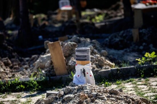 Türkiyədə koronavirusdan ölənlər belə dəfn olunur- FOTO