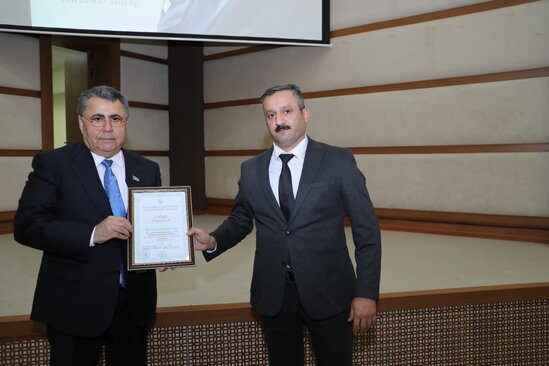 YAP Lənkəran rayon təşkilatında Heydər Əliyevin anadan olmasının 100 illiyinə həsr olunan tədbir keçirilib