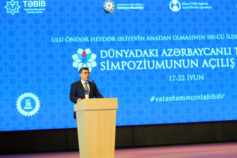 Dünyadakı Azərbaycanlı Təbiblərin Simpoziumu öz işinə başlayıb