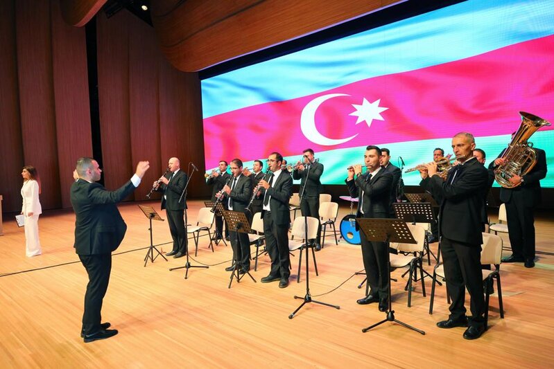 Dünyadakı Azərbaycanlı Təbiblərin Simpoziumu öz işinə başlayıb