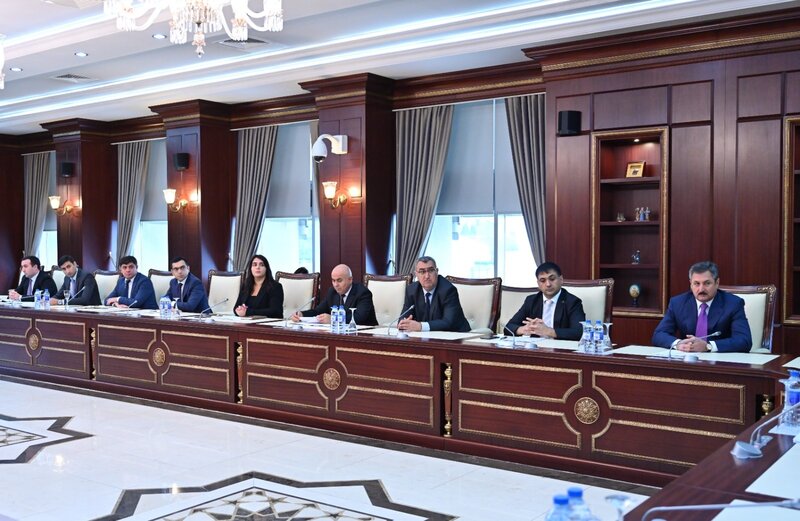 Milli Məclisin Regional məsələlər komitəsinin payız sessiyasında ilk iclası keçirilib