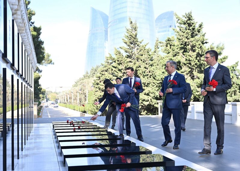 Özbəkistan parlamentinin nümayəndə heyəti Azərbaycanda səfərdədir