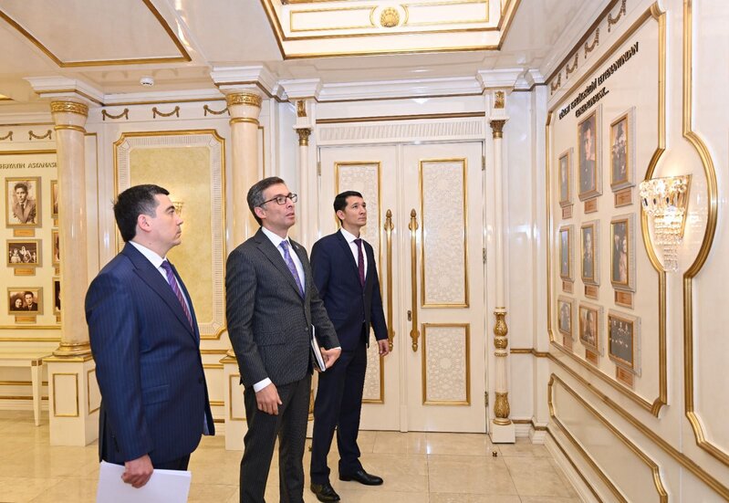 Özbəkistan parlamentinin nümayəndə heyəti Azərbaycanda səfərdədir