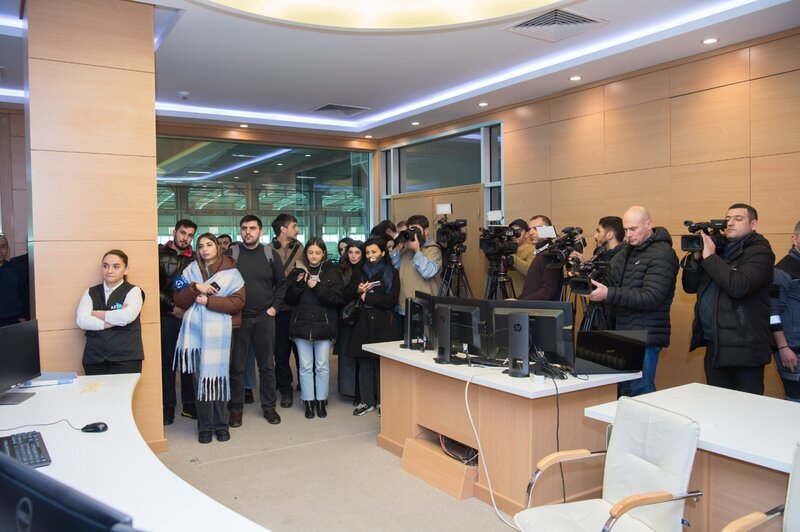 Media nümayəndələri Ceyranbatan Ultrasüzgəcli Sutəmizləyici Qurğular Kompleksinə baxış keçirdilər