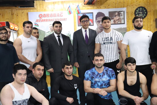 Gənclər və idman naziri Kamil Zeynallıya məxsus fitness zalının qonağı oldu - FOTO-VİDEO