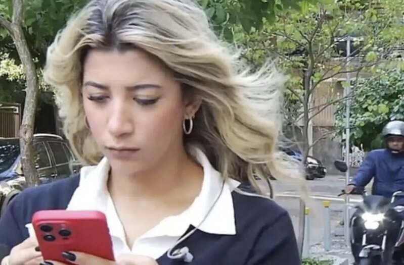 Canlı yayıma hazırlaşan qadın müxbir soyğunçunun hücumuna məruz qaldı