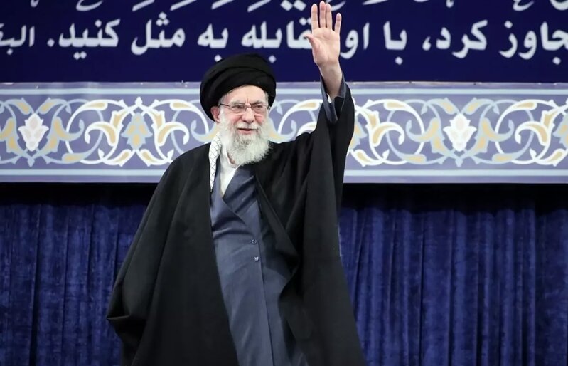 Xameneinin xanımı da həyatını itirdi - FOTO