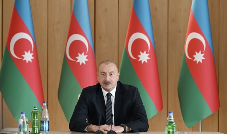 İlham Əliyev Kuba liderini təbrik edib