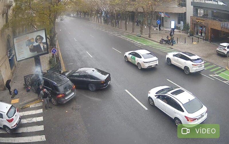 Bakıda qorxunc QƏZA: Məhəccər uşağın üzərinə aşdı