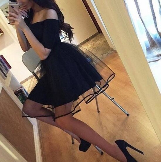 Azərbaycanlı GƏNC QIZ MƏŞUQUNUN kimliyini CANLIDA AÇIQLADI: - ŞOK VİDEO