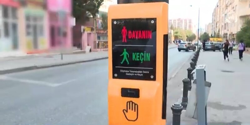 Market rolunu oynayan piyada İŞIQFORLARI - VİDEO