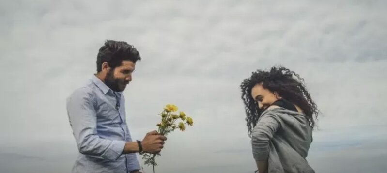 İki güclü xarakterli insanın münasibətini nə bitirir?