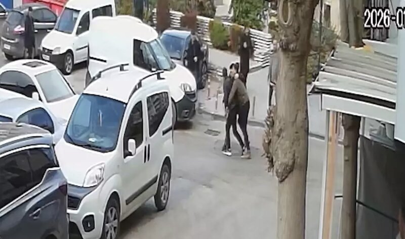 Ata və 3 oğluna silahlı hücumun görüntüləri ortaya çıxdı: Acı xəbər gəldi