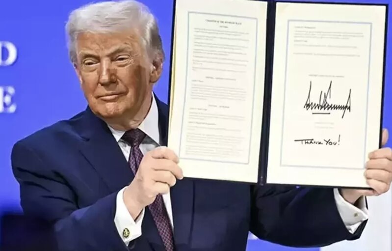 Qəzza Sülh Şurası üçün imzalar atıldı - Tramp: "Qəzzada müharibəni dayandırırıq"