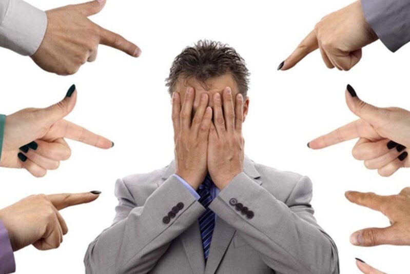 "İnsanlar indi real həyatlarını deyil, "filtrdən keçmiş" bir versiyasını yaşayır" - AÇIQLAMA