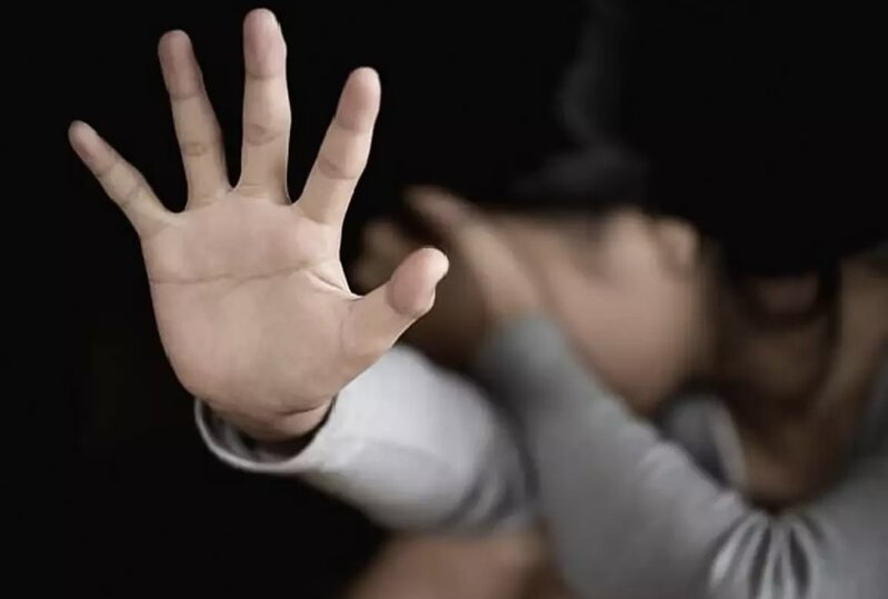 Məktəbliyə qarşı cinsi istismarda günahlandırılan şəxsə 12 il 14 ay həbs cəzası verildi