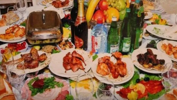 İmişlidə toyda zəhərlənənlərin sayı 50 nəfəri ÖTDÜ - Prokurorluq ARAŞDIRMALARA BAŞLADI