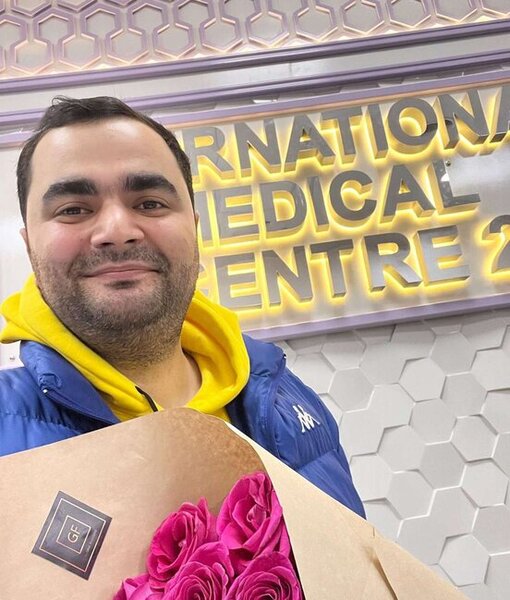 Tanınmış aparıcı ata oldu - FOTO