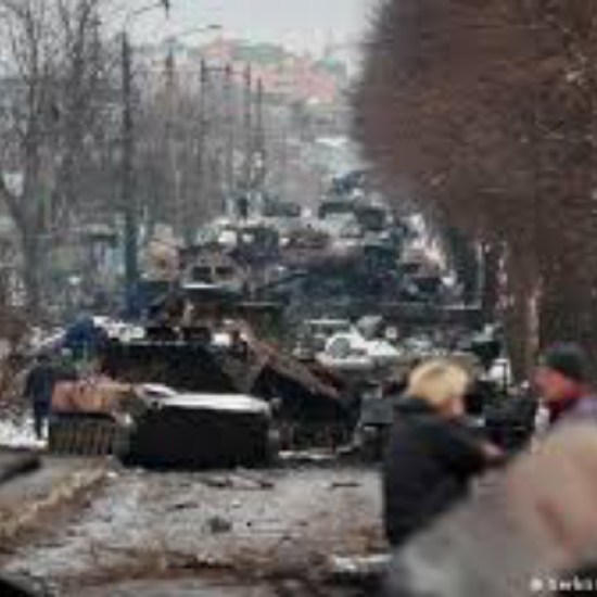 Из-за военных операций Украину покинули около миллиона человек