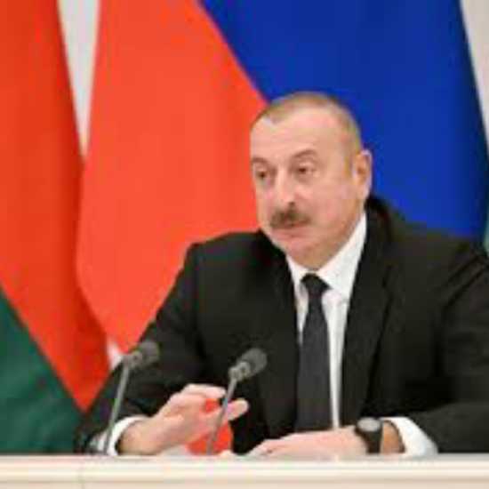 Президент посетил выставку о сотрудничестве Азербайджана и России