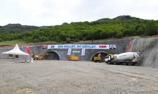 İlham Əliyev Daşaltıda inşa olunacaq tunelin təməlini qoydu - YENİLƏNİB + FOTO