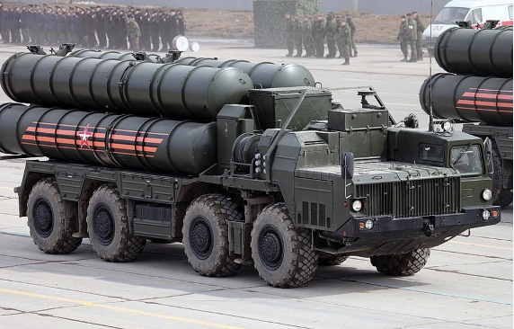 İran ilk dəfə Rusiya "S-400 Triumf" zenit-raket kompleksini sınaqdan keçirib